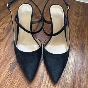 Ann Taylor slingback heels size 8 black suede